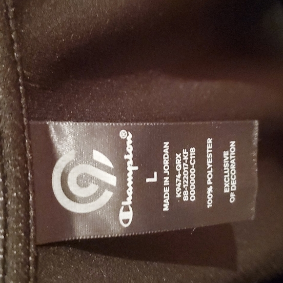 Champion brand quarter zip long sleeve - Picture 2 of 4
